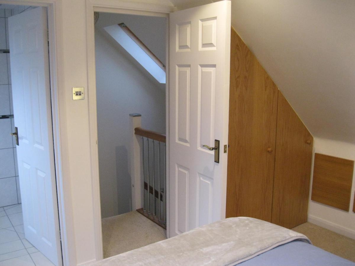 Perfect For Petersfield B&B Esterno foto